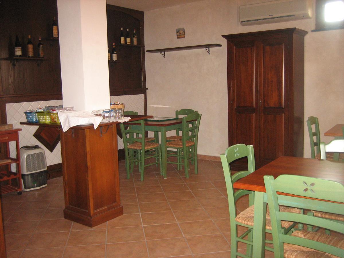 בוורינו Agriturismo Casalino מראה חיצוני תמונה